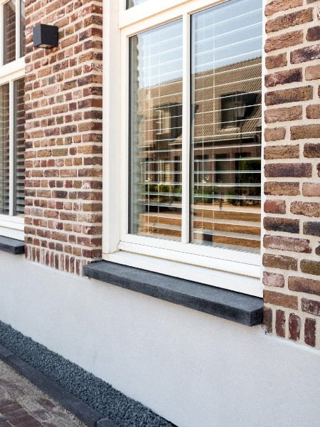 Tegel-uitverkoop-Steenbok-Natuursteen-raamdorpels-1