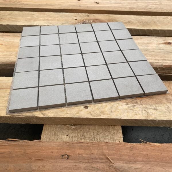 Durstone-Tex-Ash-5x5-Mozaiek-30x30-2