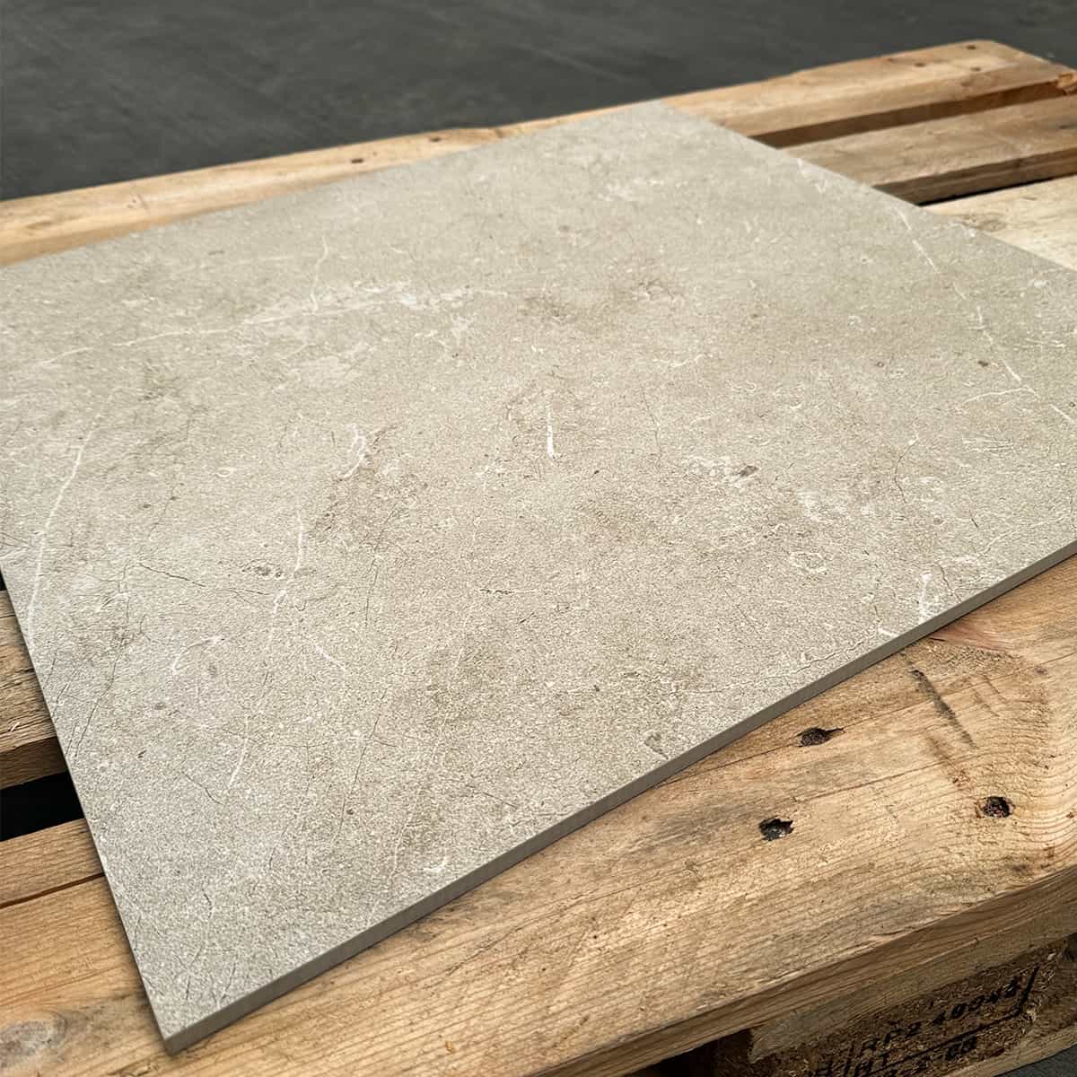 Keraselect-Nogero-Ivory-60x60cm-2 Beige Vloertegels Betonlook Keraselect Nogero Ivory 60x60cm afbeelding 2