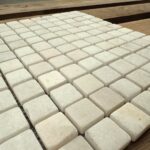 MTC-Marmer-Wit-Gezoet-2,3x2,3-Mozaïek-30,5x30,5cm-3