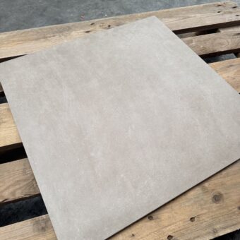 Bruin Vloertegels Betonlook Atlas Concorde Dwell Greige Matt 60x60cm afbeelding 1
