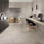 Atlas-Concorde-Dwell-Off-White-Matt-120x120cm-sfeerfoto