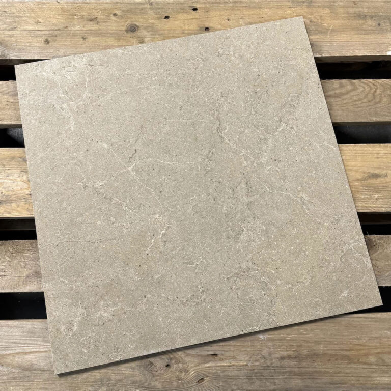 Beige Vloertegels Natuursteenlook Ceratile Claystone Taupe 60x60cm