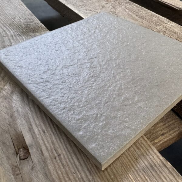 Mosa-Core-Collection-Terra-204-RM-Mid-Warm-Grey-Relief-15x15cm-2