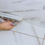 keramische tegels voegen