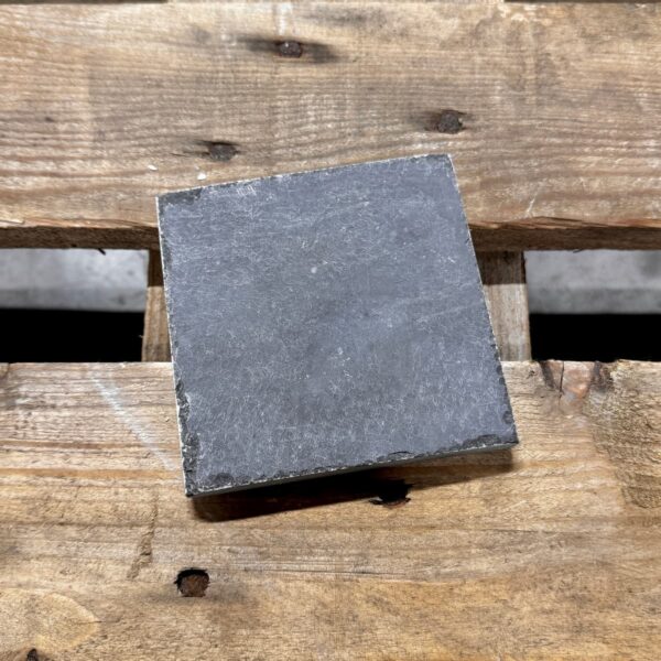 Grijs Vloertegels Natuursteenlook Steenbok Hardsteen Grijs Getrommeld 10x10cm