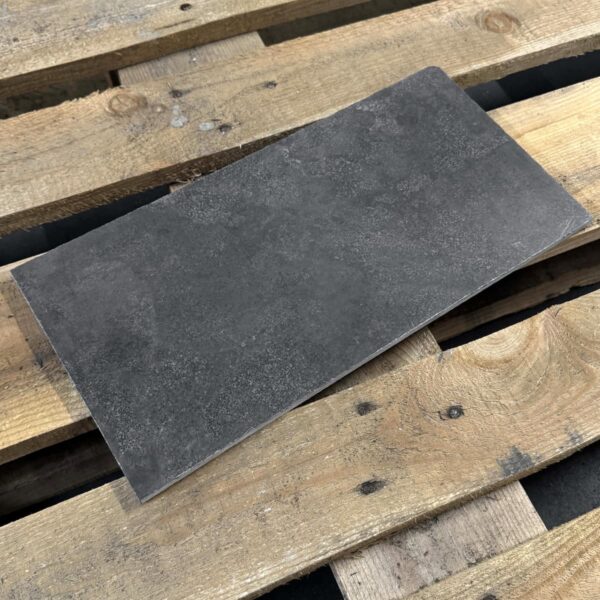 Chinees-Hardsteen-Gezoet-20x40x1cm-2
